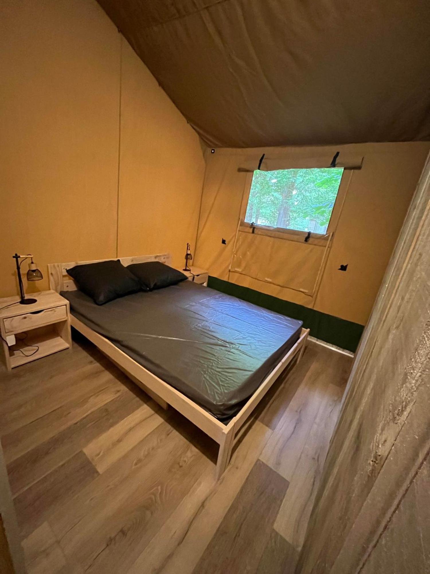 Camping Le Convivial Foncène Kültér fotó